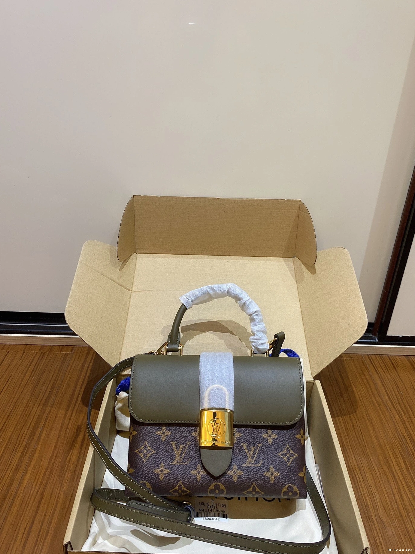 Aaa replica bags VUITTON BB LOCKY LOUIS 0806